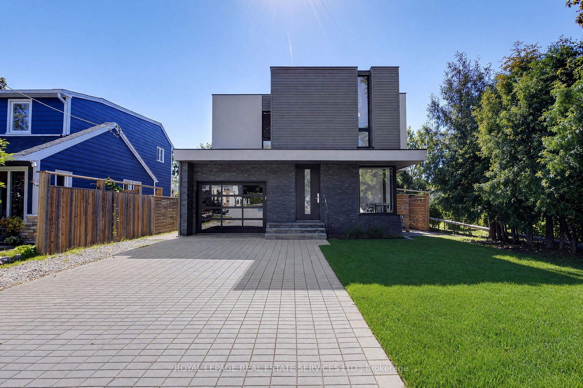 38 Stewart Street, Oakville, ON, exterior