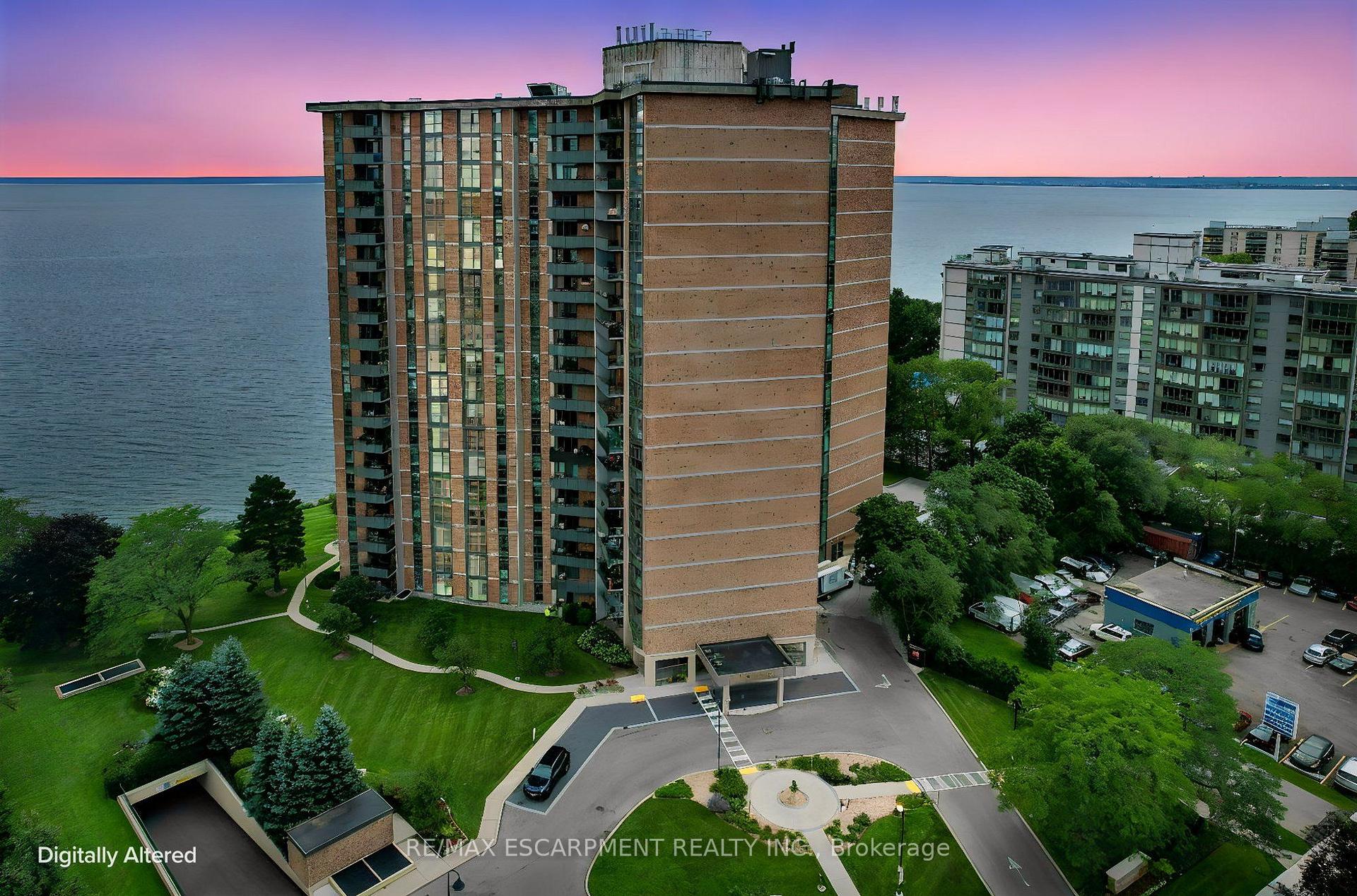 1207 - 5250 Lakeshore Road, Burlington, ON, exterior