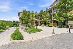110 - 869 Clonsilla Avenue, Peterborough, ON, exterior