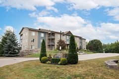 105 - 94 Francis Street W, Kawartha Lakes, ON, exterior