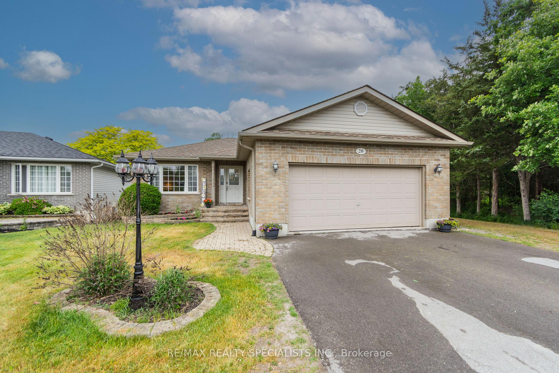 20 Stonegate Crescent, Quinte West, ON, exterior