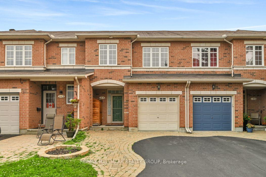 144 Trail Side Circle, Orleans - Cumberland and Area, ON, exterior