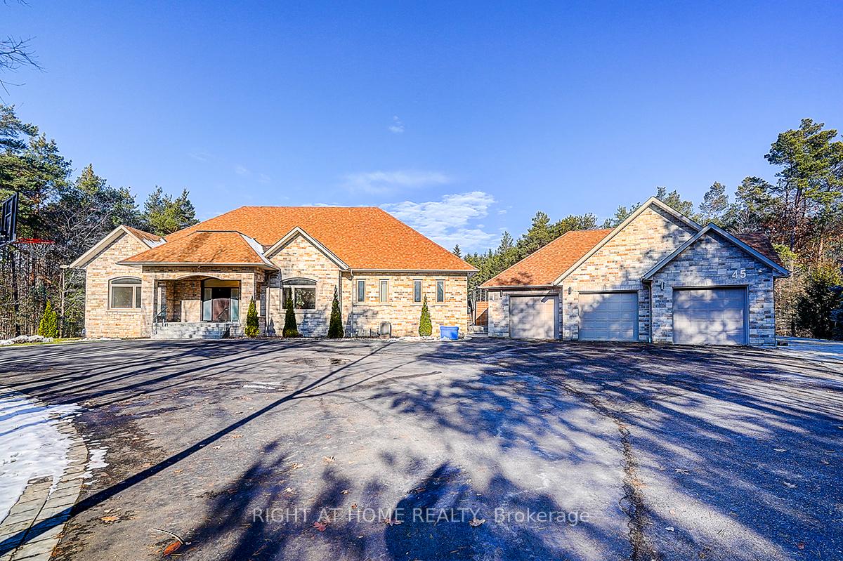 45 Loggers Trail, Whitchurch-Stouffville, ON, exterior