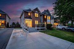 340 Pompano Court, Oshawa, ON, exterior