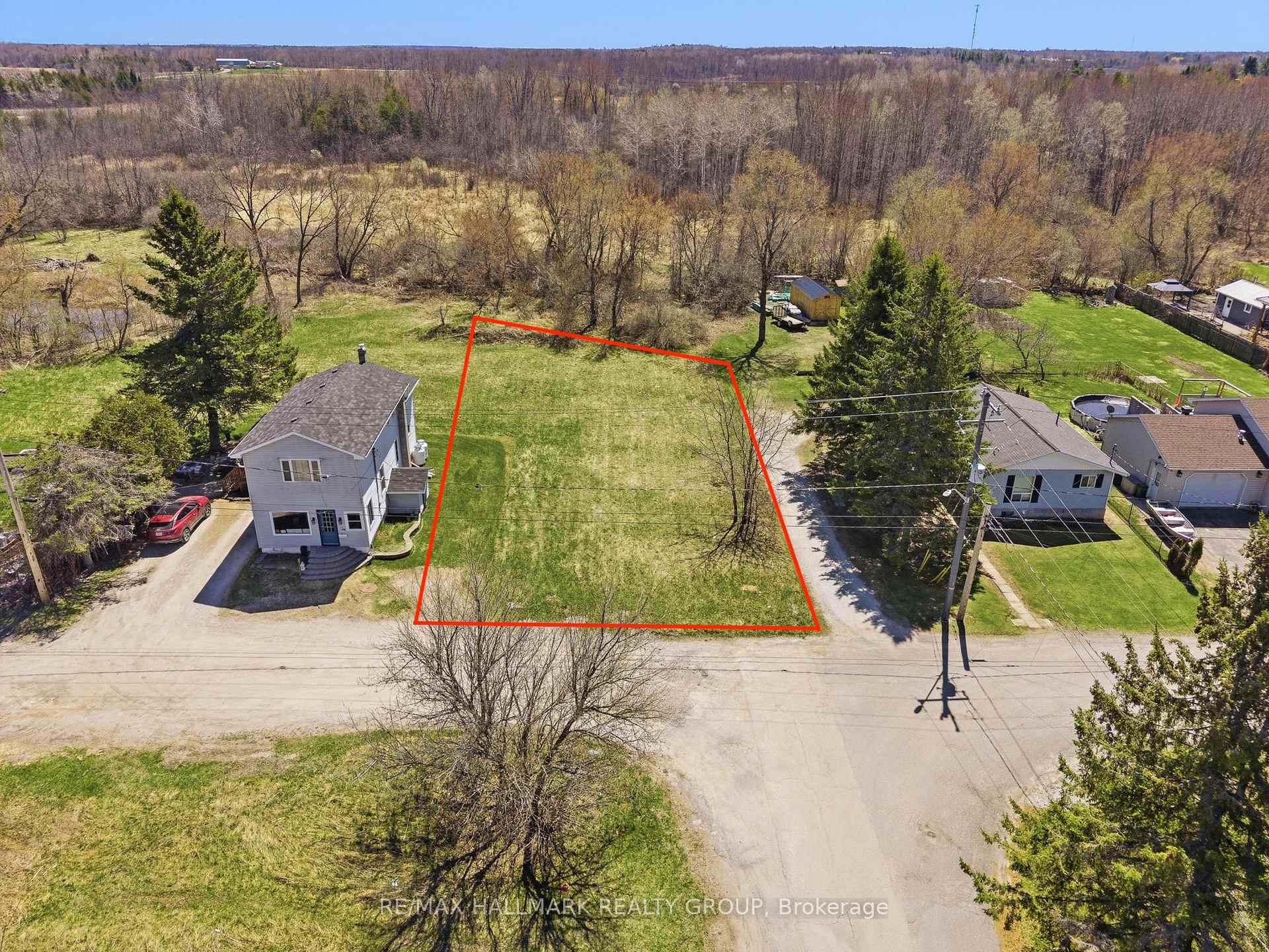 32 Brock Street N, Perth, ON, exterior