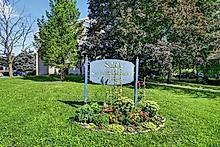 201 - 820 Laurier Boulevard N, Brockville, ON, exterior