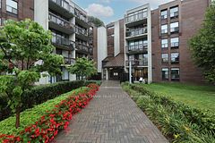 415 - 20 Fashion Roseway N/A, Toronto C14, ON, exterior