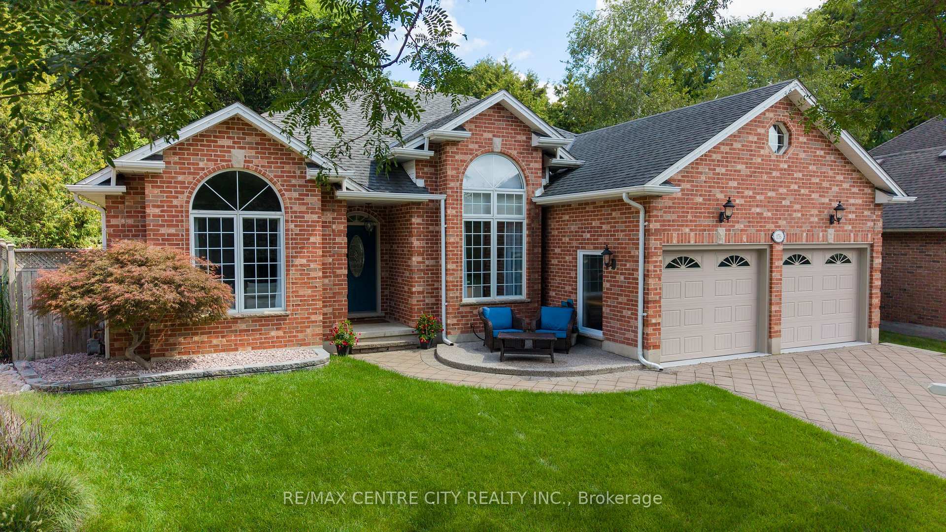 176 Optimist Park Drive, London South, ON, exterior