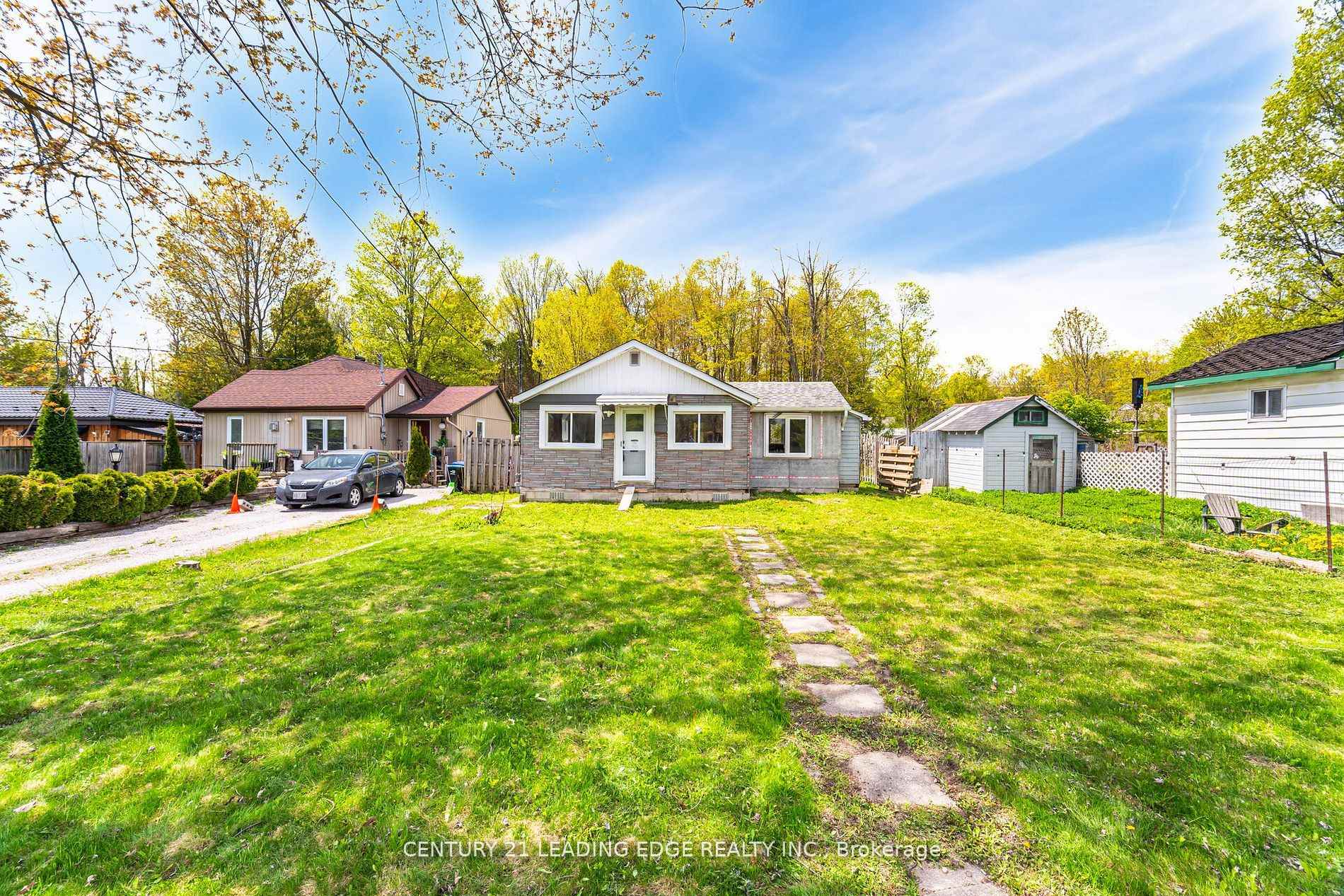 2678 25th Side Road, Innisfil, ON, exterior