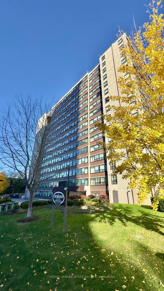 102 - 120 Duke Street, Hamilton, ON, exterior