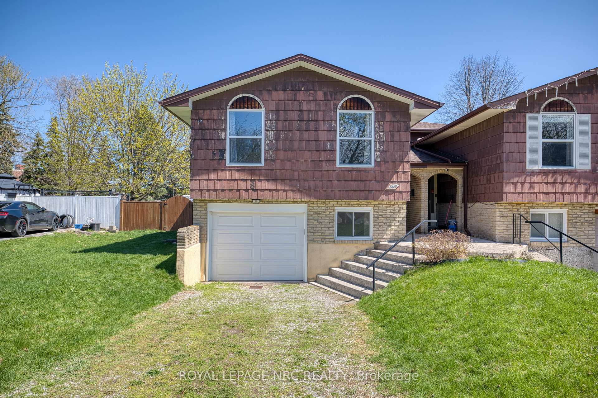 8 Kerwin Gate, St. Catharines, ON, exterior