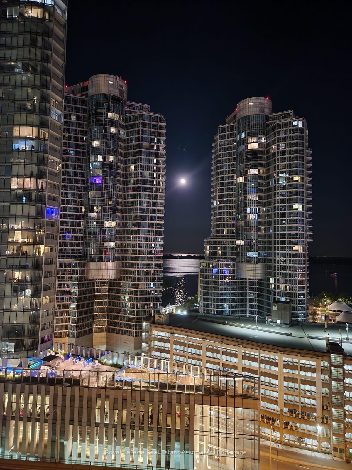 1910 - 19 Grand Trunk Crescent, Toronto C01, ON, exterior