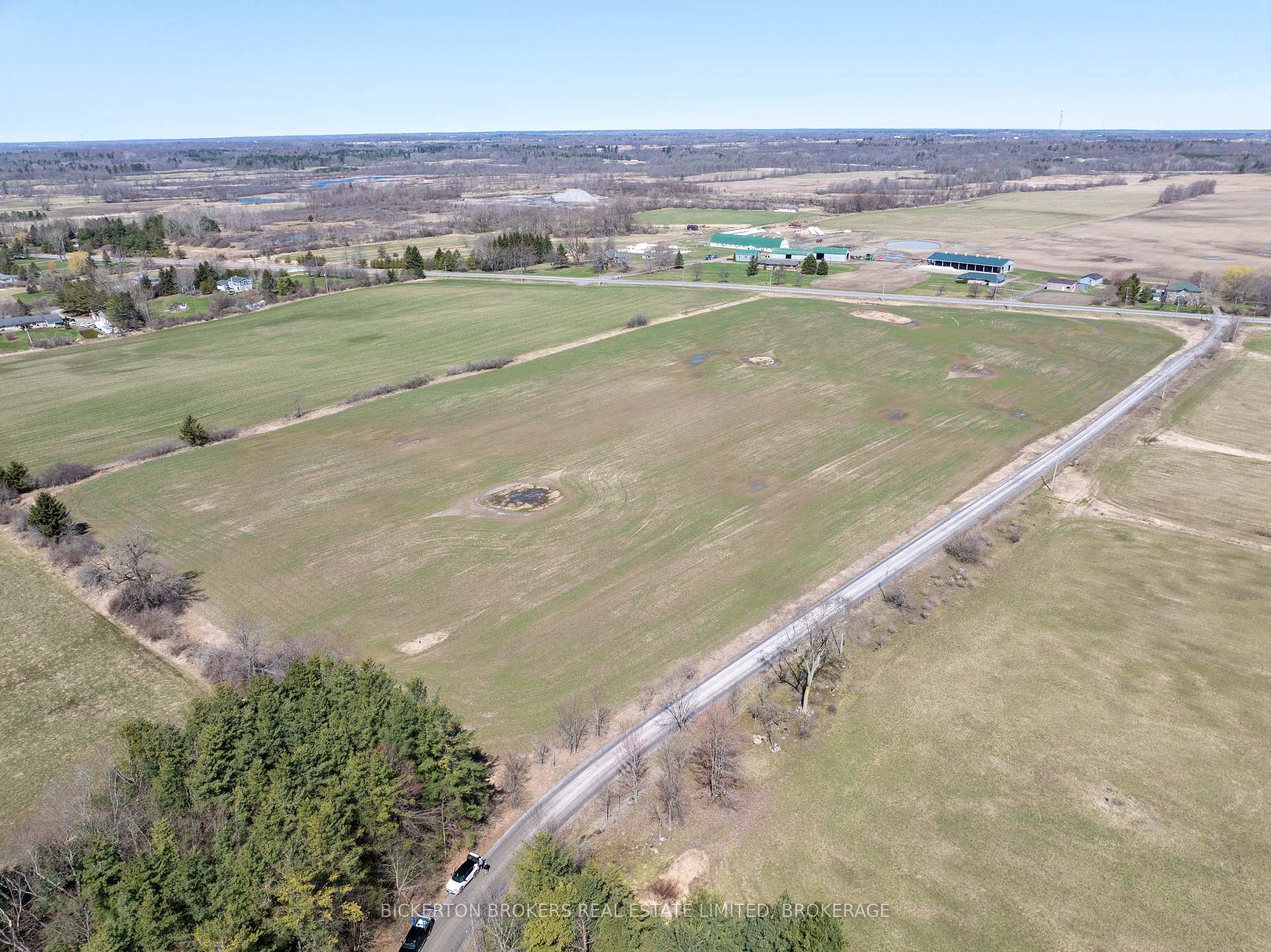 1840 Trident Yacht Club Lane S, Kingston, ON, exterior