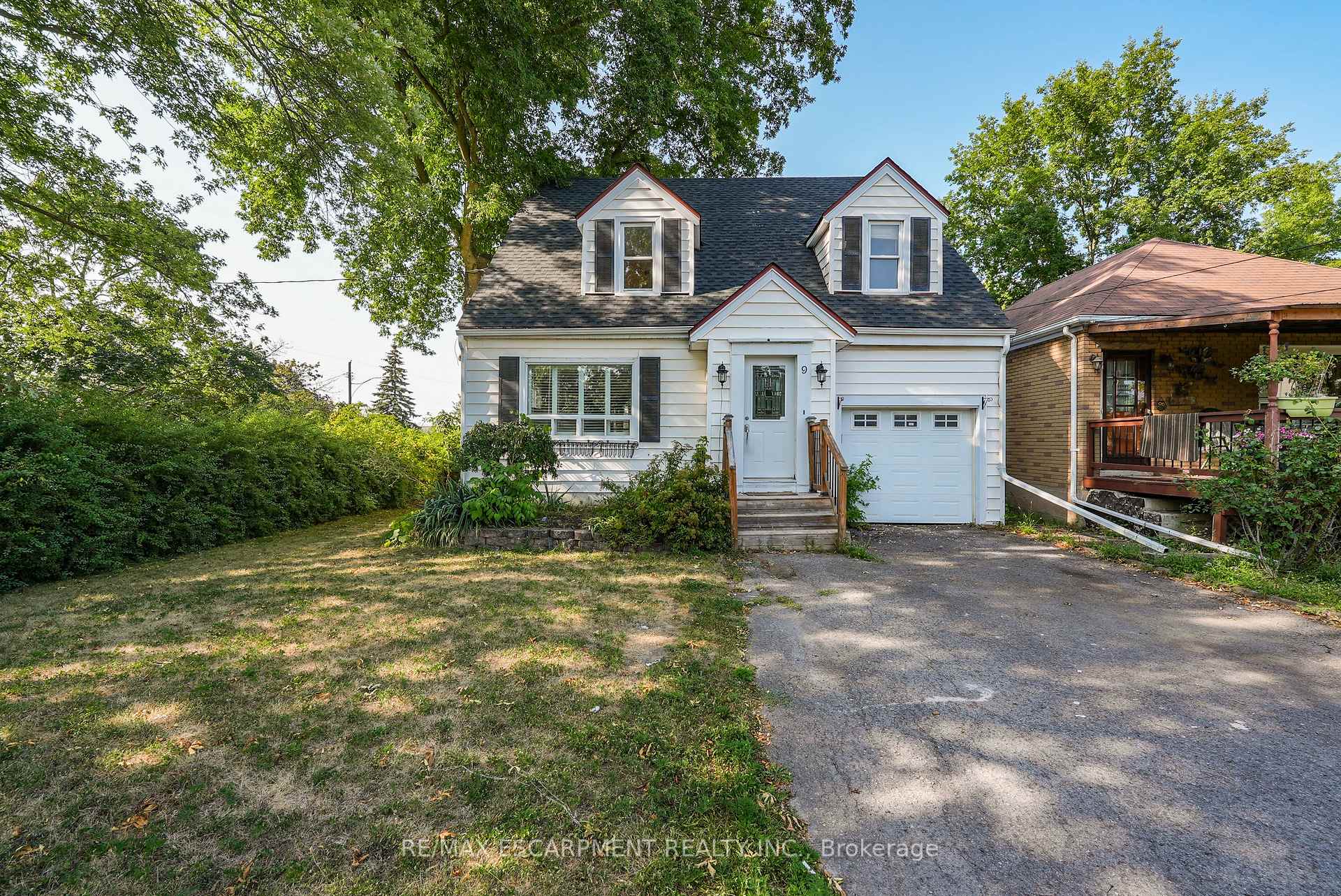 9 Arlington Avenue, St. Catharines, ON, exterior