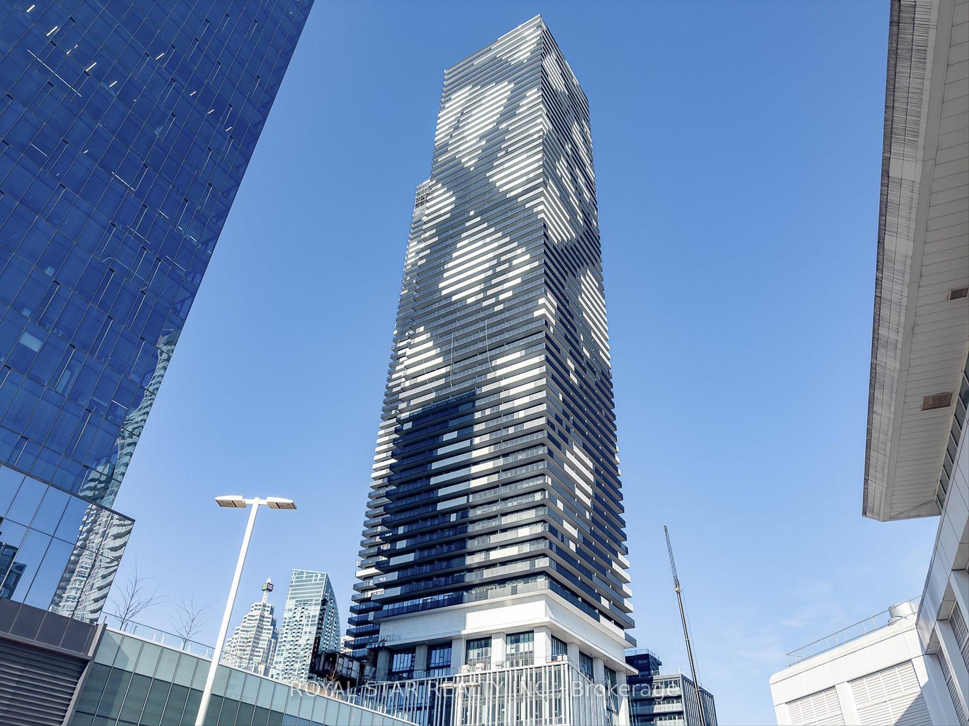 4015 - 55 Cooper Street, Toronto C08, ON, exterior