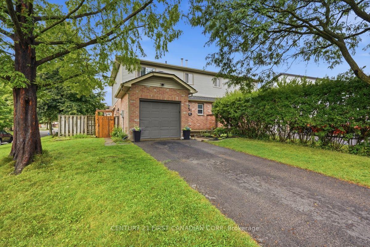 242 MARTINET Avenue, London East, ON, exterior