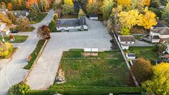 2044 25th Side Road, Innisfil, ON, exterior