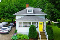 206 Union Street E, North Perth, ON, exterior