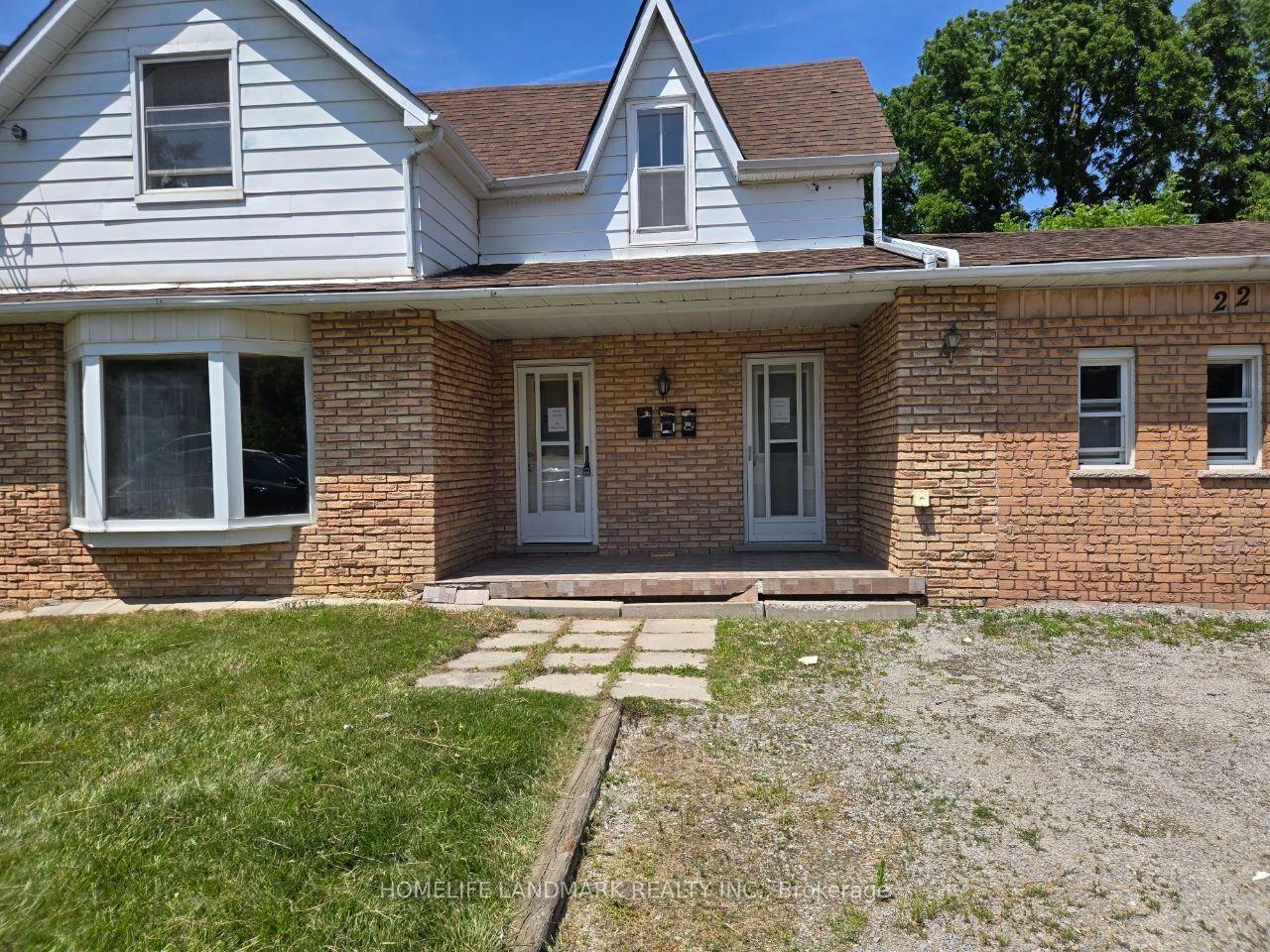 2 - 22 Centre Street, Aurora, ON, exterior