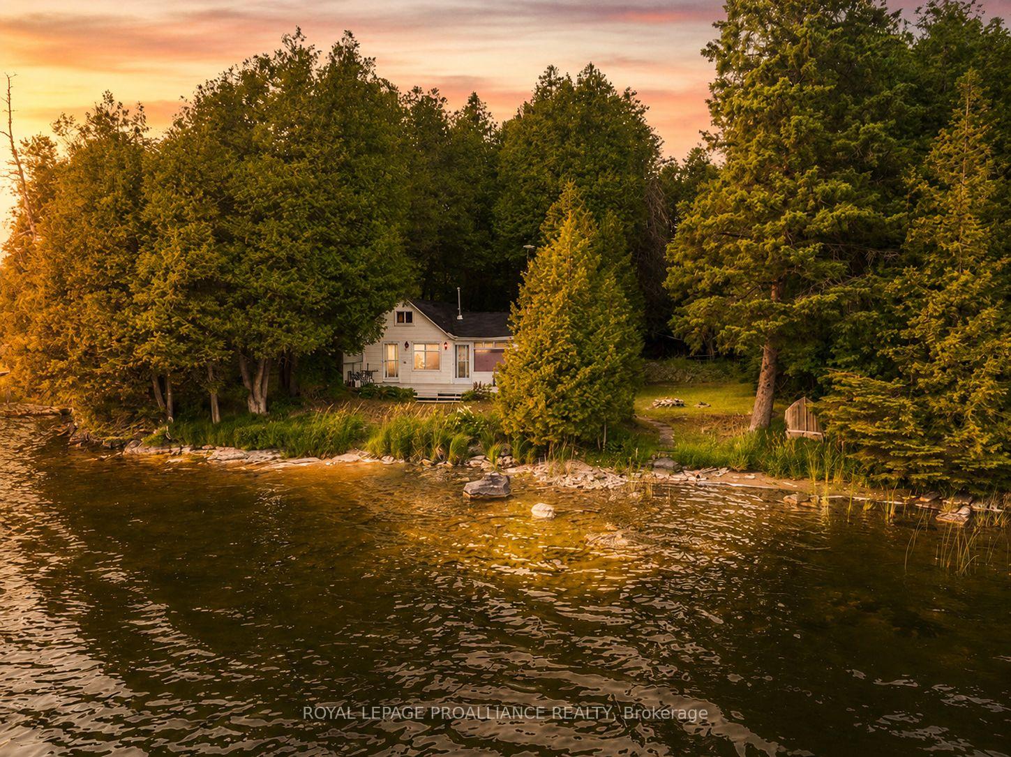 1087 C Hills Lake Rd Road, Frontenac, ON, exterior