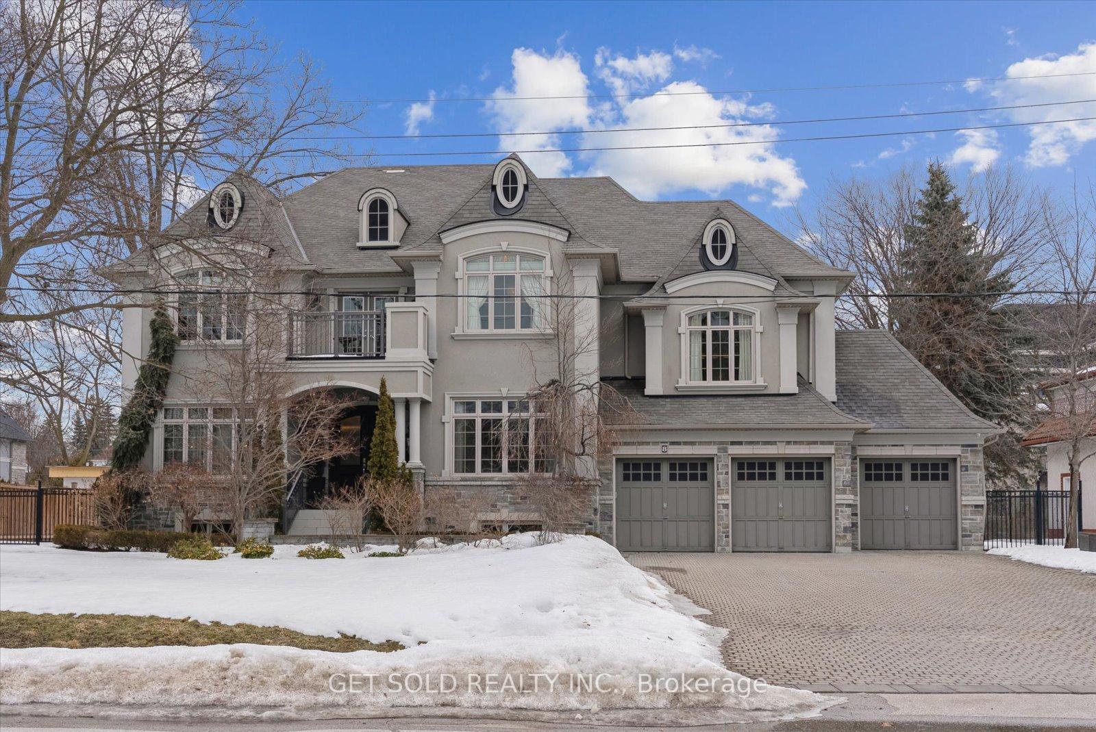 8 Thornhill Avenue, Vaughan, ON, exterior