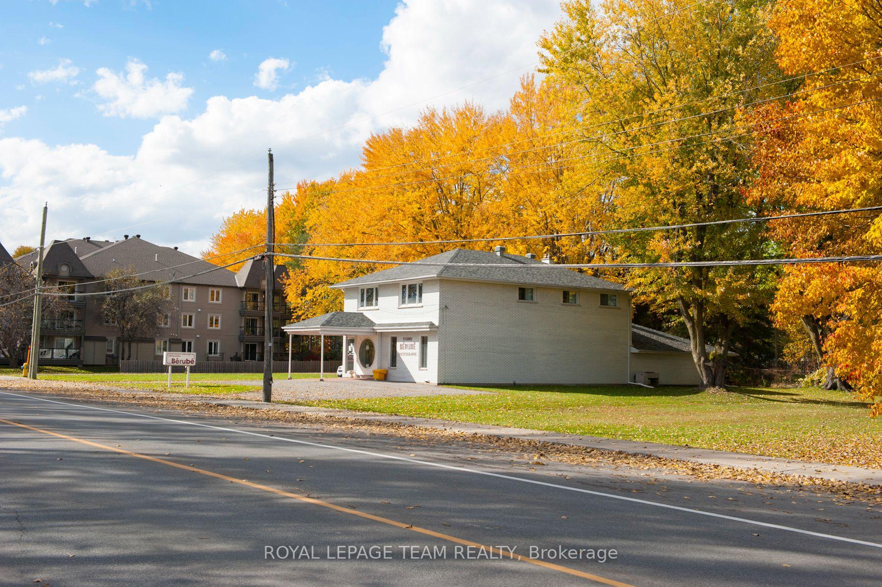 277 Castor Street, Russell, ON, exterior