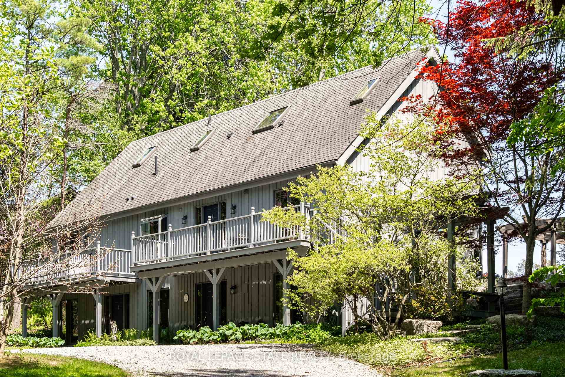 176 Weirs Lane, Hamilton, ON, exterior