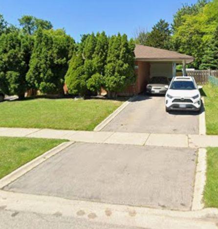 2141 Meadowbrook Road, Burlington, ON, exterior