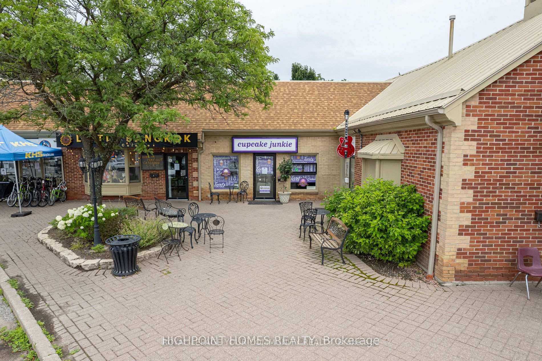 8 - 227 Main Street N, Markham, ON, exterior