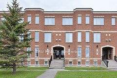 835 Longfields Drive, Barrhaven, ON, exterior