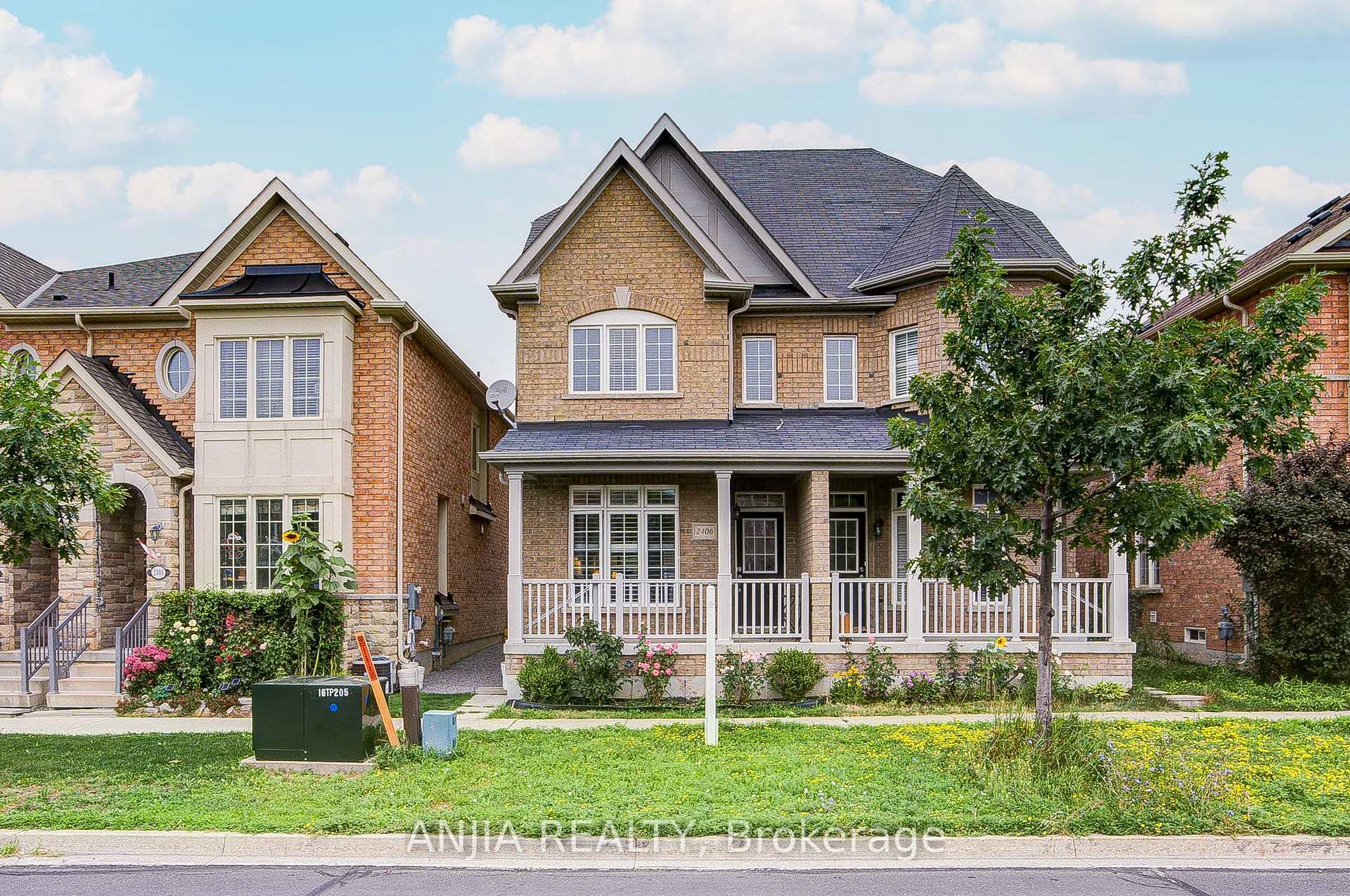2406 Bur Oak Avenue, Markham, ON, exterior