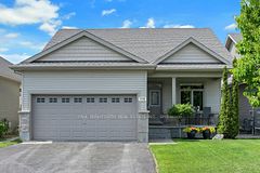 116 Elfin Grove, Kanata, ON, exterior