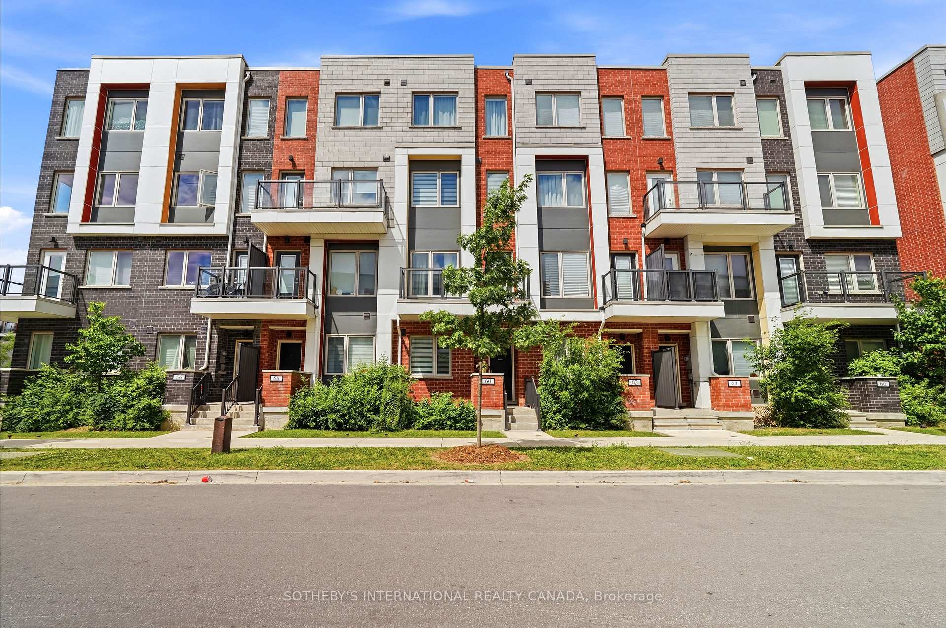 60 William Duncan Road, Toronto W05, ON, exterior