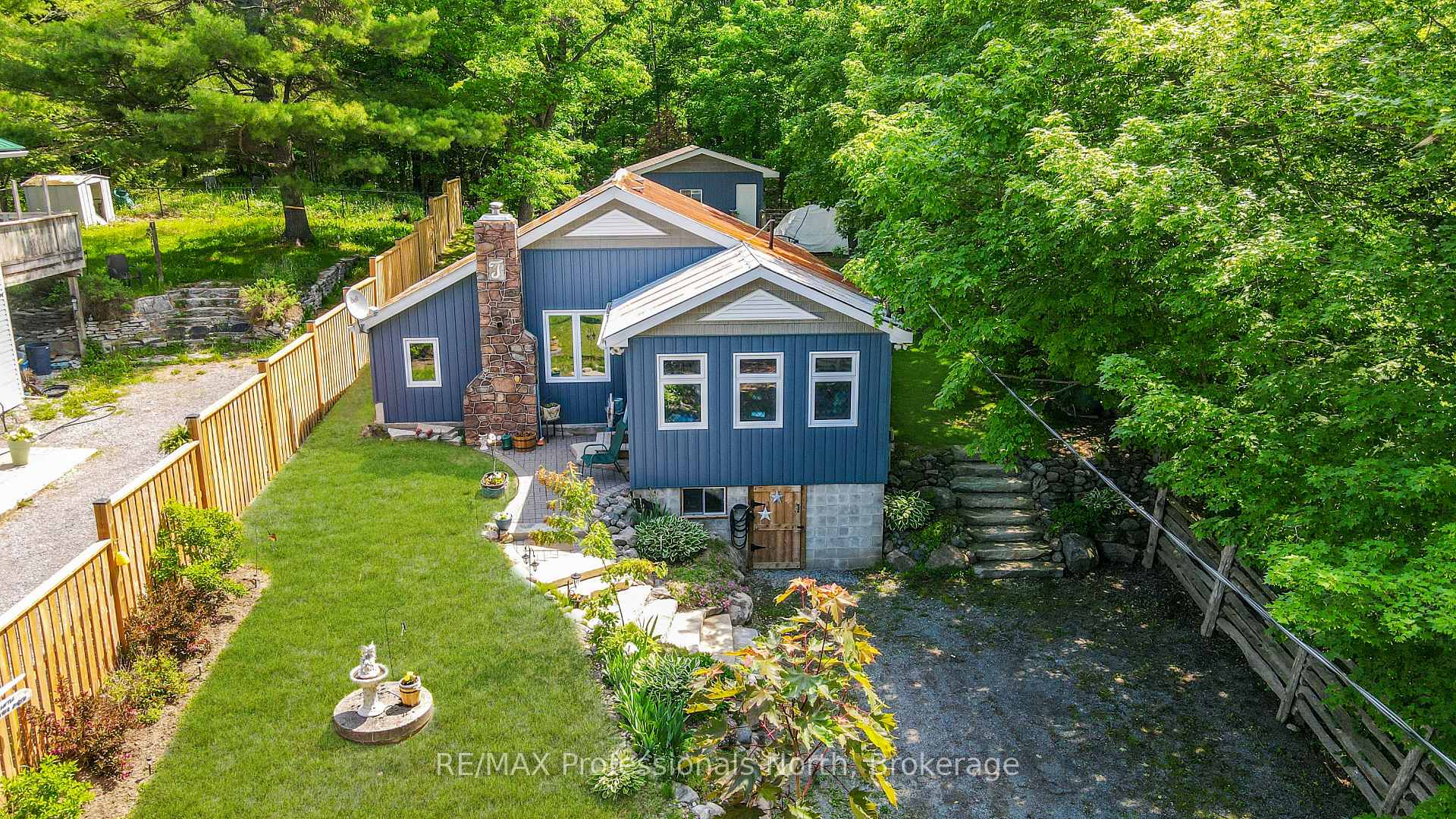 203 Burleigh Street, North Kawartha, ON, exterior