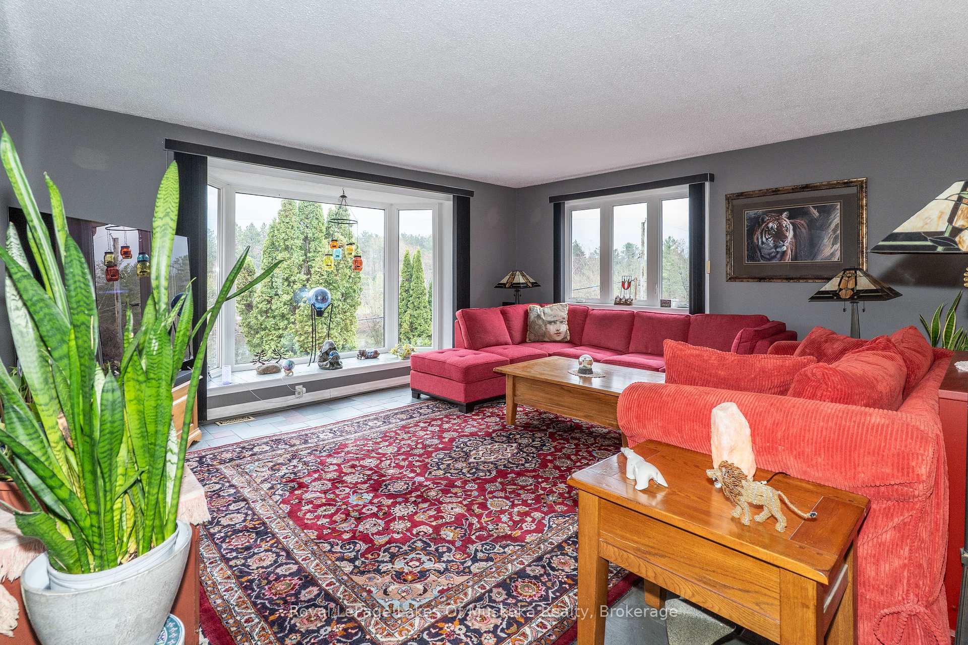 183 Santas Village Road, Bracebridge, ON, exterior