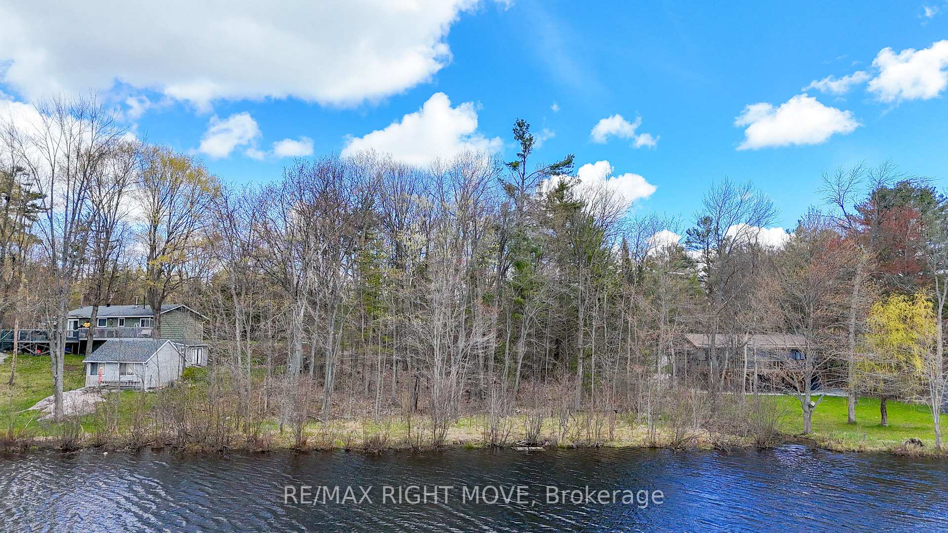 5123 Severn Pines Crescent, Severn, ON, exterior