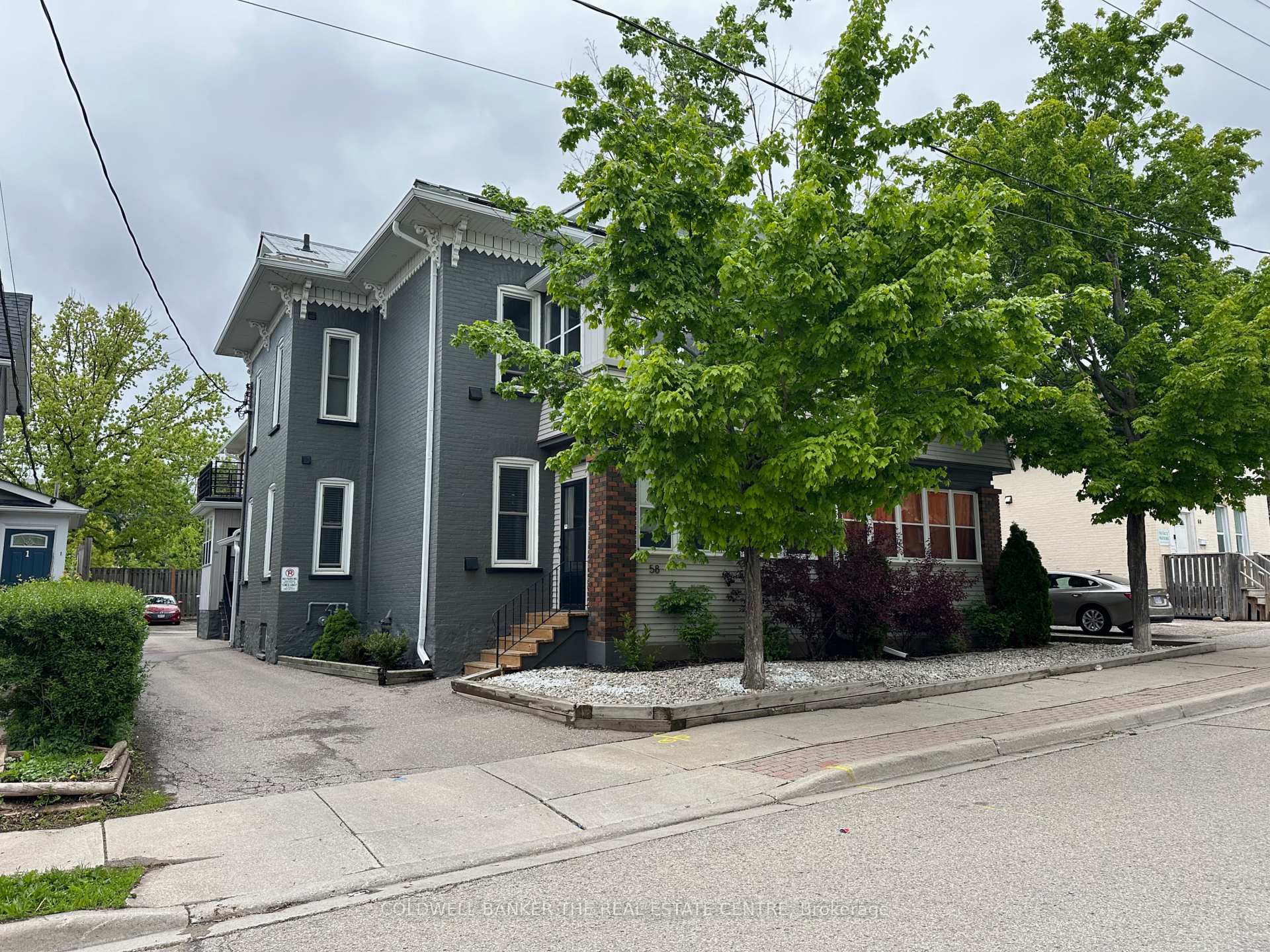 58 Madison Avenue N, Kitchener, ON, exterior