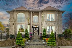369 Toynevale Road, Pickering, ON, exterior