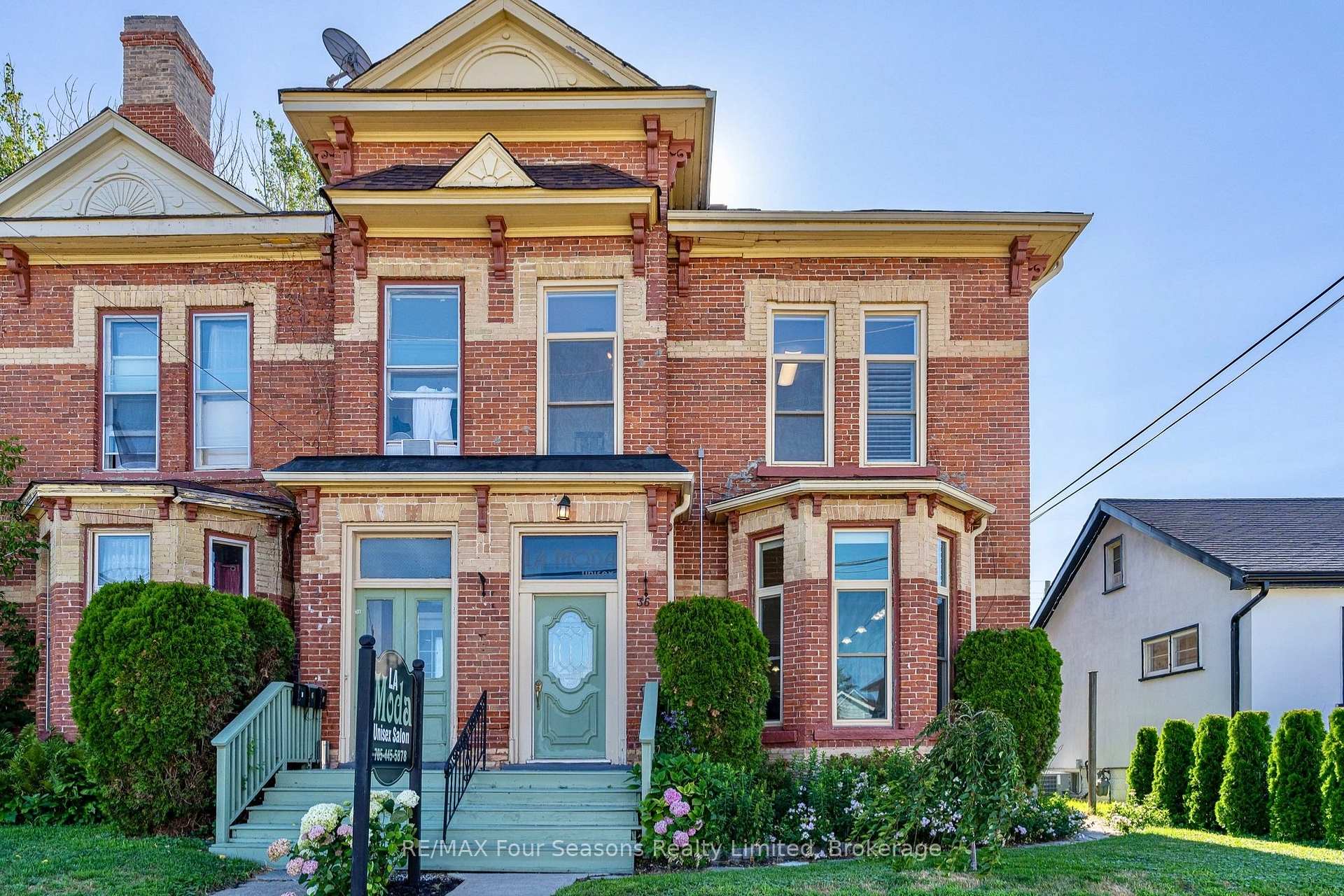 36 Saint Marie Street, Collingwood, ON, exterior