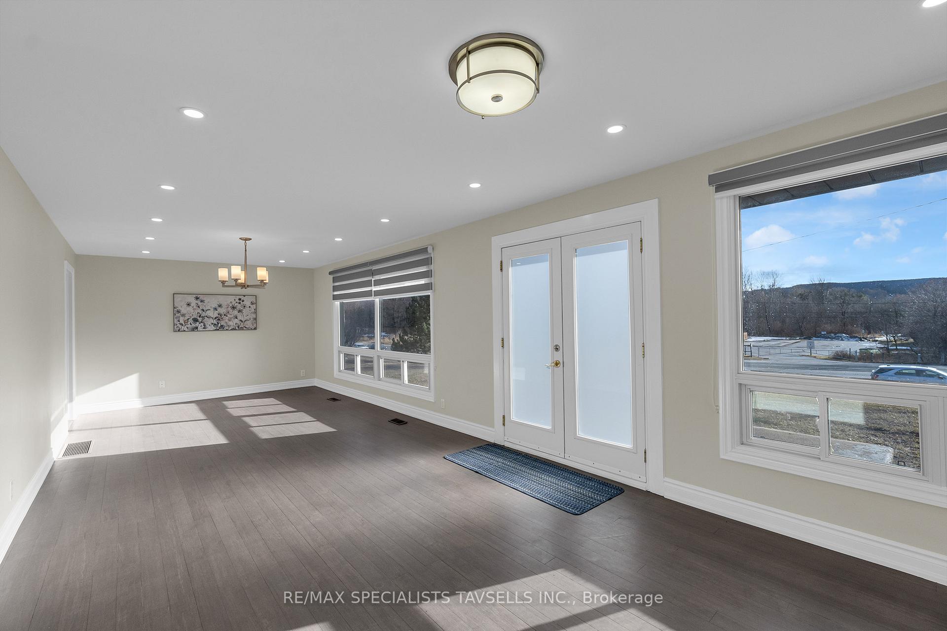 16045 Hurontario Street, Caledon, ON, exterior