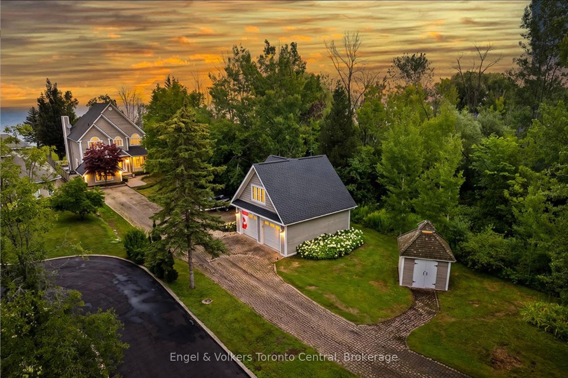 63 Georgian Manor Drive, Collingwood, ON, exterior
