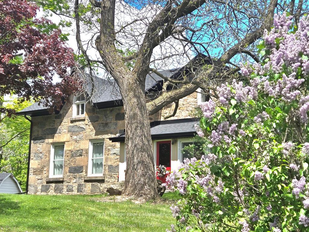 4197 Walkers Line, Burlington, ON, exterior