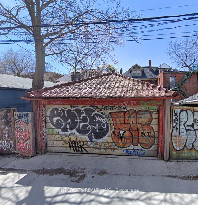 565 Markham Street, Toronto C01, ON, exterior