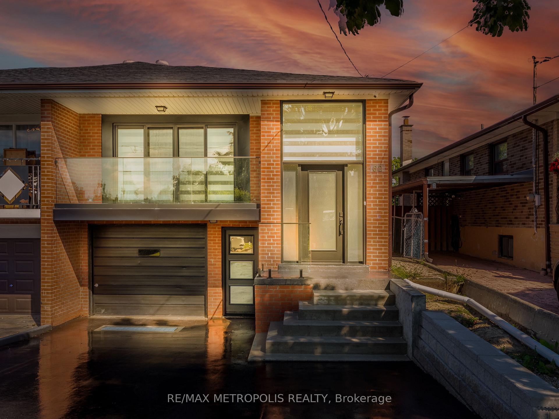 Upper - 62 Davelayne Road, Toronto W05, ON, exterior