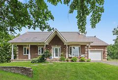 880 Concession Street, Alfred and Plantagenet, ON, exterior
