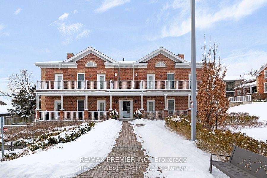 212 - 10360 Islington Avenue, Vaughan, ON, exterior