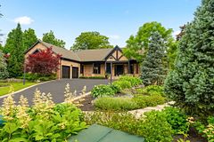 5550 Twelve Mile Trail, Burlington, ON, exterior