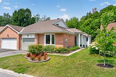 35 Billingham Crescent, Kanata, ON, exterior