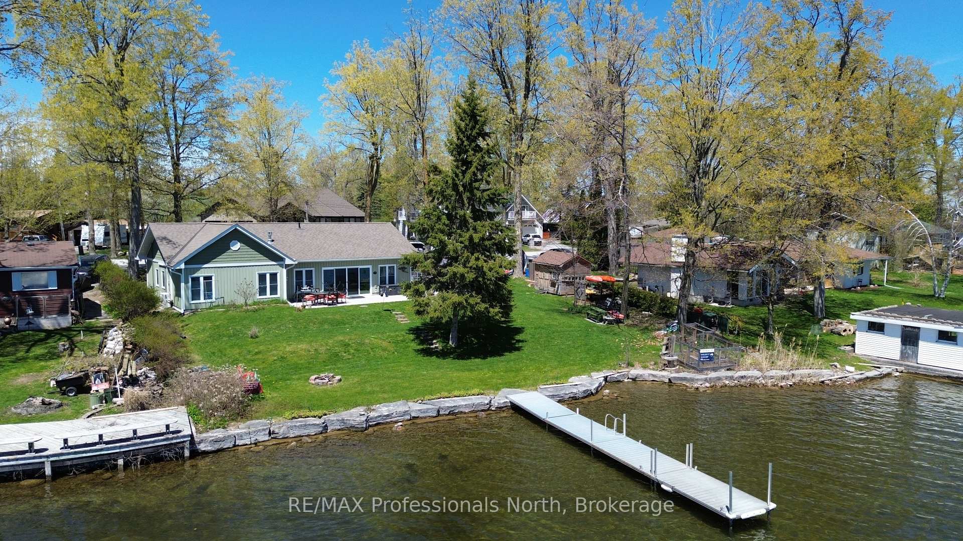 563 Dalhaven Road, Selwyn, ON, exterior