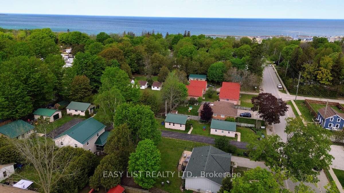 356 Green Street, Saugeen Shores, ON, exterior